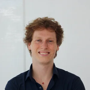 Headshot image of Alessandro Ascani Orsini
